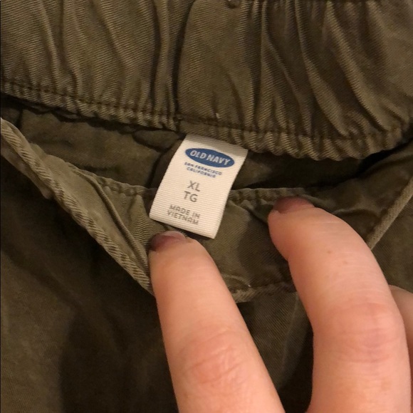 Pull on short shorts - Picture 3 of 3